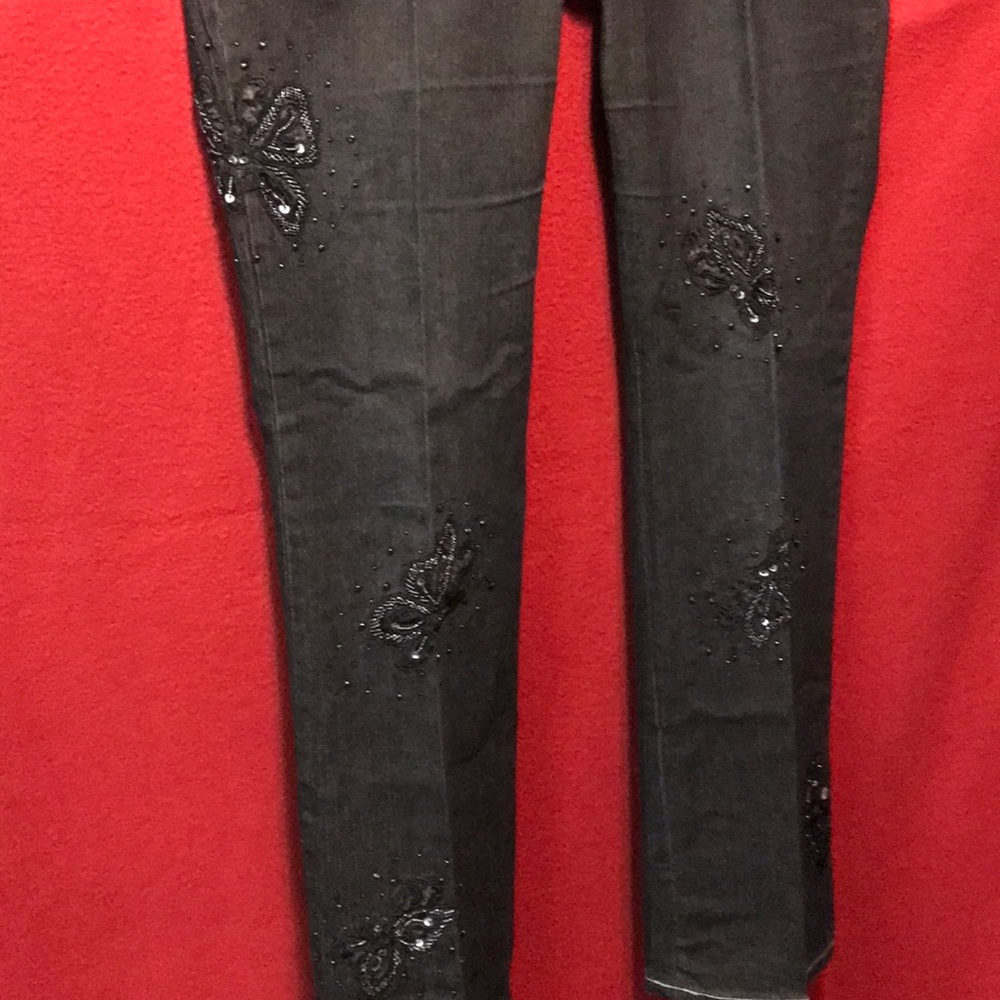 Jeans - Picture 3 of 4
